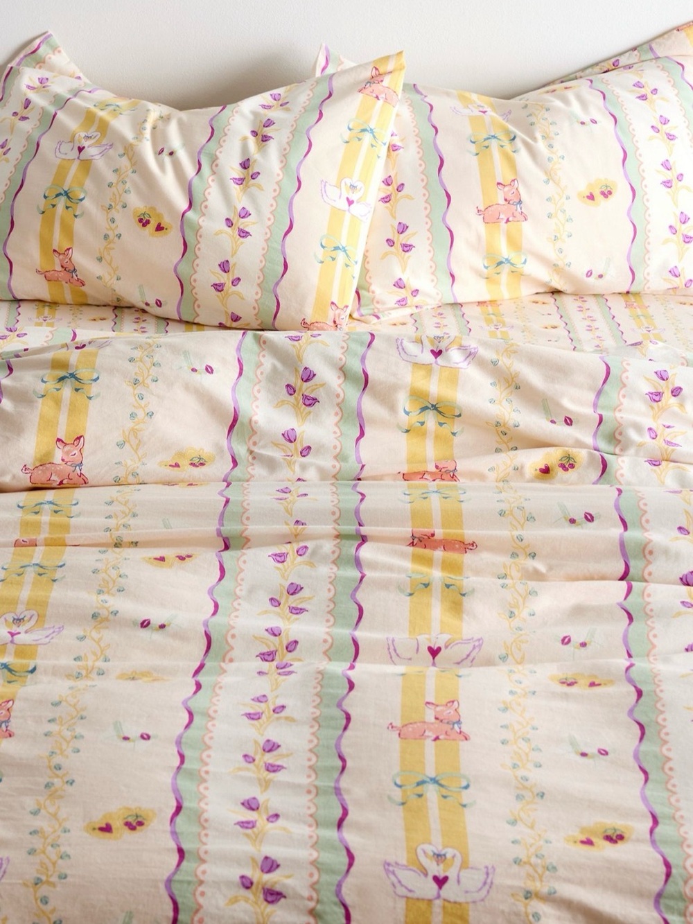 Molly Floral Stripped Duvet set
